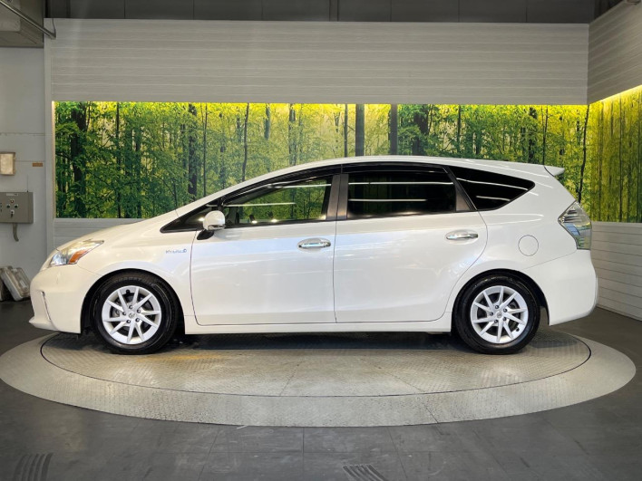 2012 Toyota Prius α DAA-ZVW41W (UW-6a2ccb743ecbb)[19]