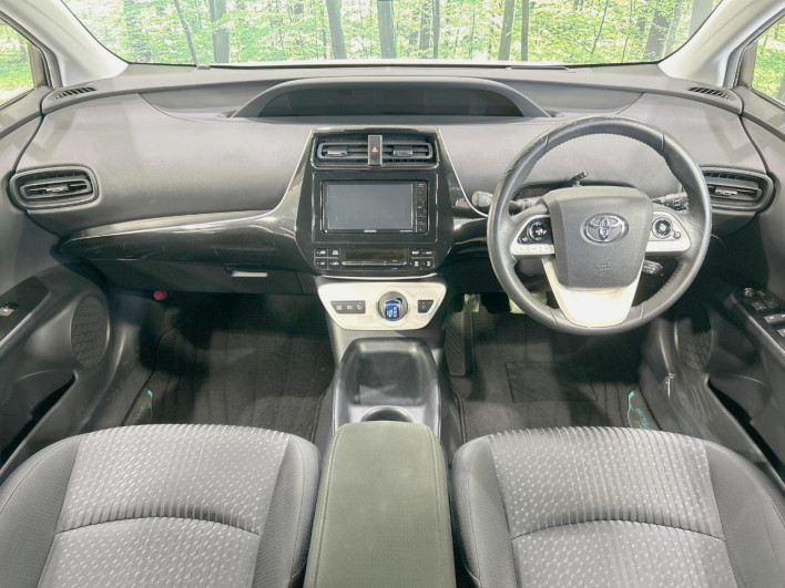 2017 Toyota Prius DAA-ZVW50 (UW-6a2ccb752b9da)[25]