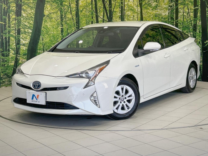 2017 Toyota Prius DAA-ZVW50 (UW-6a2ccb752b9da)[0]