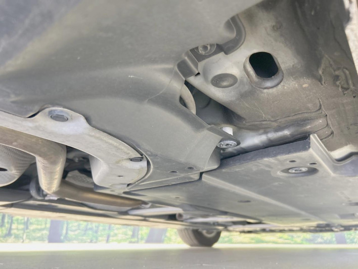 2017 Toyota Prius DAA-ZVW50 (UW-6a2ccb752b9da)[19]