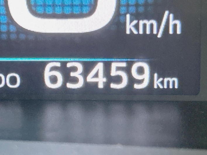2017 Toyota Prius DAA-ZVW50 (UW-6a2ccb752b9da)[2]