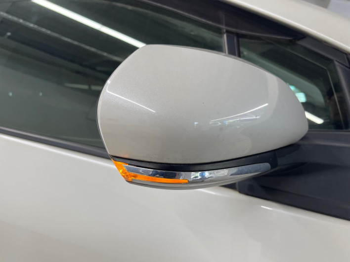 2017 Toyota Prius DAA-ZVW50 (UW-6a2ccb755a4ae)[10]