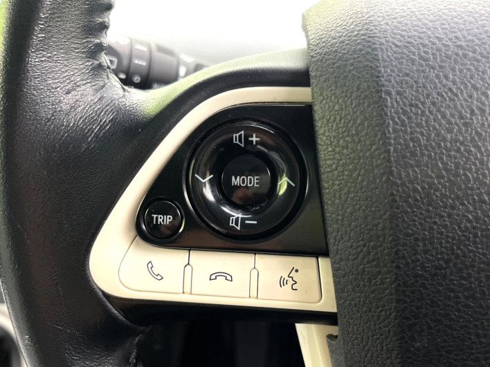 2017 Toyota Prius DAA-ZVW51 (UW-6a2ccb77f2787)[15]