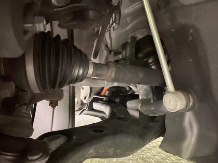 2022 Toyota Prius 6AA-ZVW51 (UW-6a2ccb7adad85)[4]