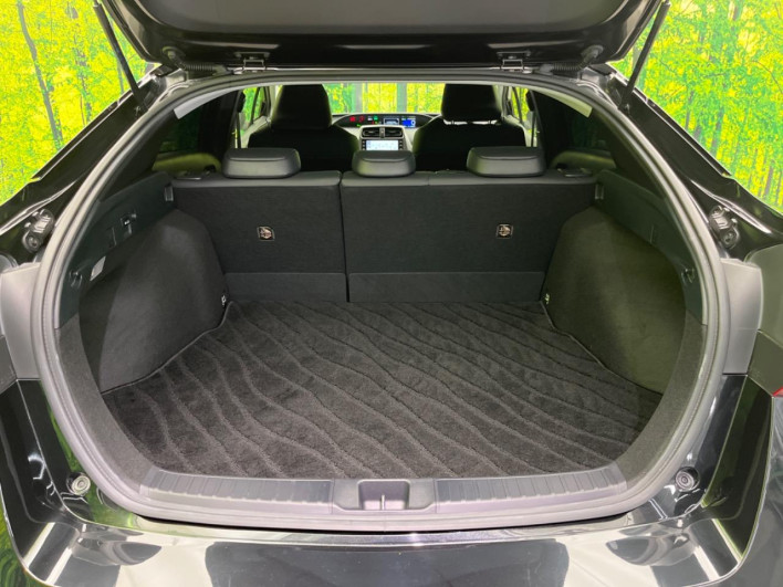 2022 Toyota Prius 6AA-ZVW51 (UW-6a2ccb7adad85)[13]