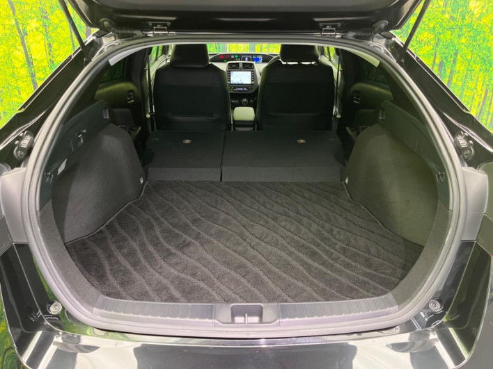 2022 Toyota Prius 6AA-ZVW51 (UW-6a2ccb7adad85)[12]