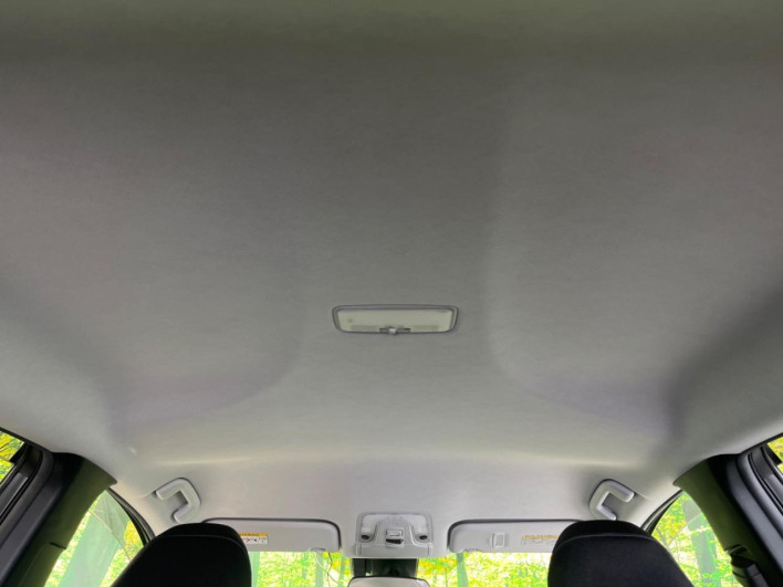 2017 Toyota Prius PHV DLA-ZVW52 (UW-6a2ccb7bbe5cc)[23]