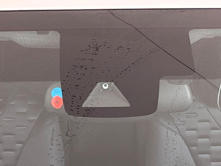 2017 Toyota Prius PHV DLA-ZVW52 (UW-6a2ccb7bbe5cc)[4]