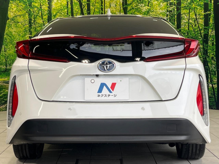 2017 Toyota Prius PHV DLA-ZVW52 (UW-6a2ccb7bbe5cc)[10]