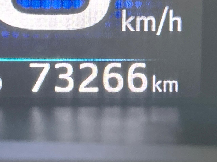 2018 Toyota Prius PHV DLA-ZVW52 (UW-6a2ccb7bd16fe)[2]