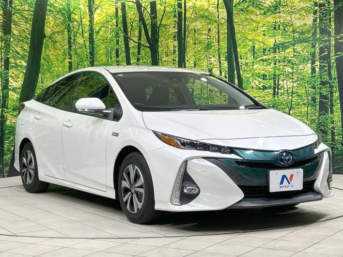 2018 Toyota Prius PHV DLA-ZVW52 (UW-6a2ccb7bd16fe)[15]