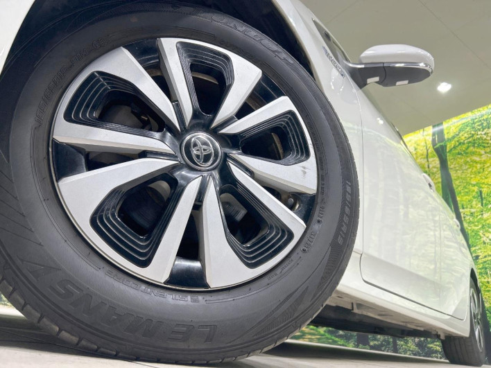 2018 Toyota Prius PHV DLA-ZVW52 (UW-6a2ccb7bd16fe)[10]
