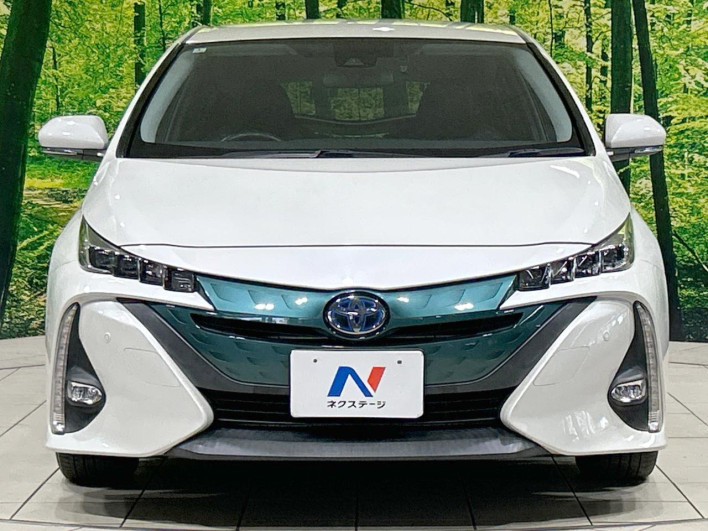 2018 Toyota Prius PHV DLA-ZVW52 (UW-6a2ccb7bd16fe)[14]