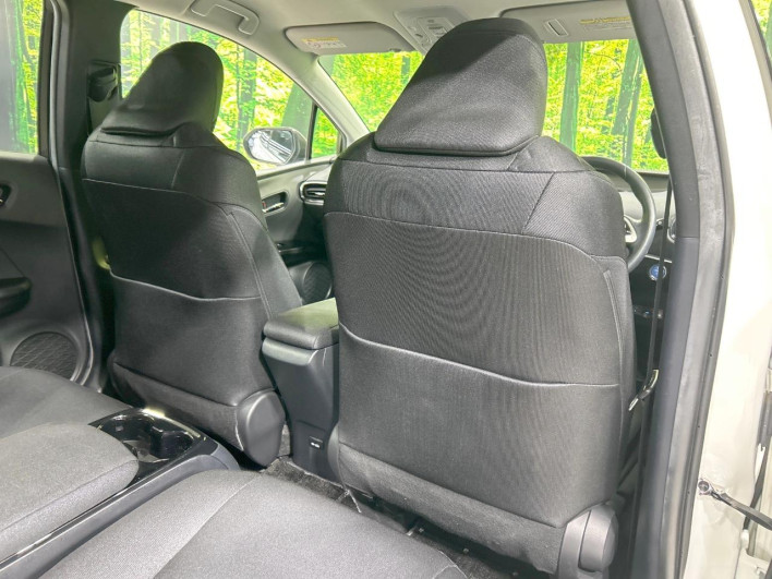 2018 Toyota Prius PHV DLA-ZVW52 (UW-6a2ccb7bd16fe)[28]