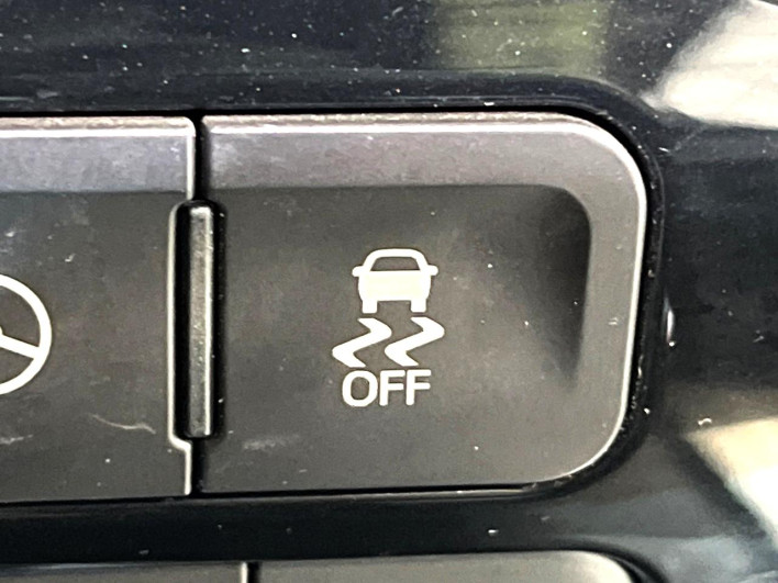 2017 Toyota Prius DAA-ZVW55 (UW-6a2ccb7d03e93)[8]