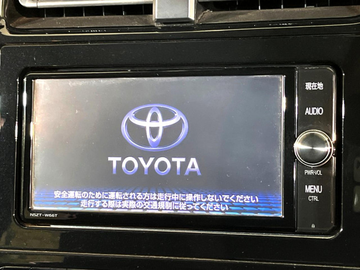 2017 Toyota Prius DAA-ZVW55 (UW-6a2ccb7d03e93)[14]