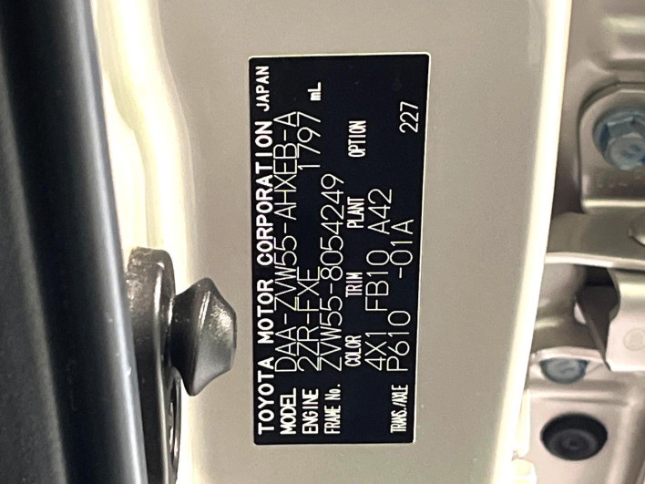 2017 Toyota Prius DAA-ZVW55 (UW-6a2ccb7d03e93)[1]