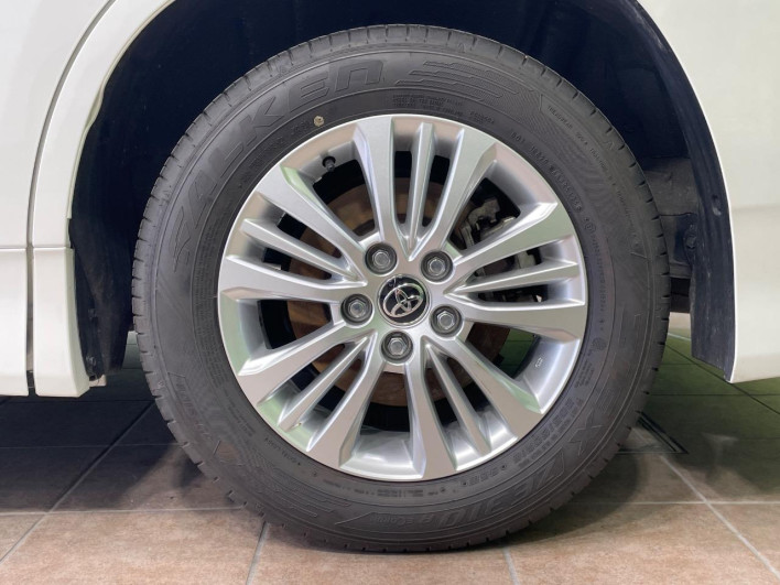 2023 Toyota Noah 6AA-ZWR90W (UW-6a2ccb8a9390f)[9]