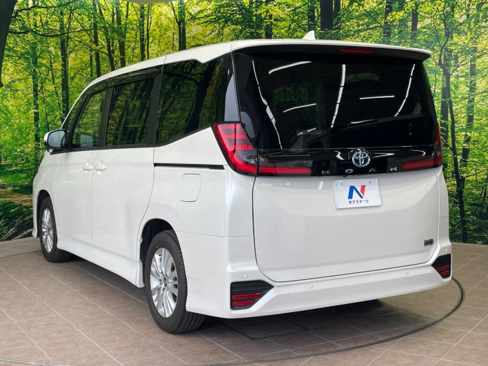 2023 Toyota Noah 6AA-ZWR90W (UW-6a2ccb8a9390f)[12]