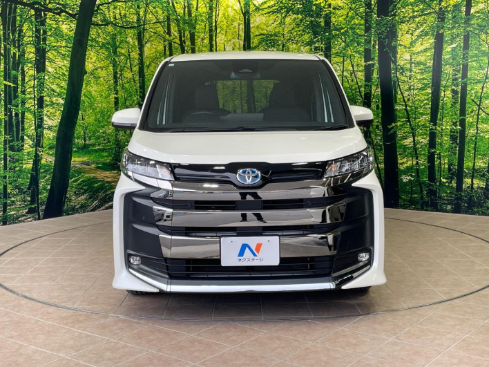 2023 Toyota Noah 6AA-ZWR90W (UW-6a2ccb8a9390f)[17]