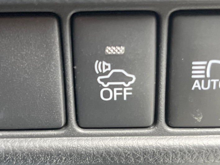 2017 Toyota C-HR DAA-ZYX10 (UW-6a2ccb9265b1e)[24]