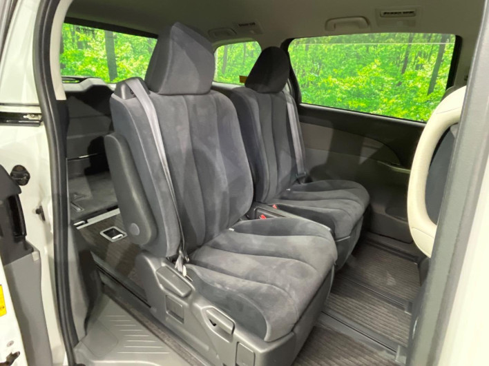 2011 Toyota Estima DBA-ACR55W (UW-6a2e1a4fbc1a0)[14]