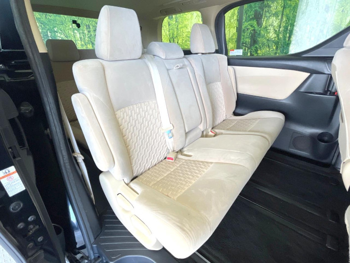 2016 Toyota Vellfire DBA-AGH30W (UW-6a2e1a514f311)[21]