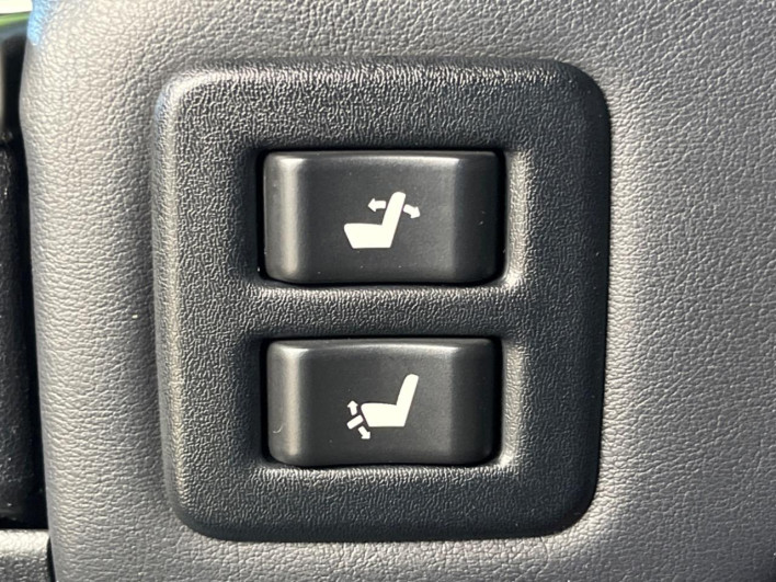 2017 Toyota Alphard DBA-AGH30W (UW-6a2e1a527c234)[14]