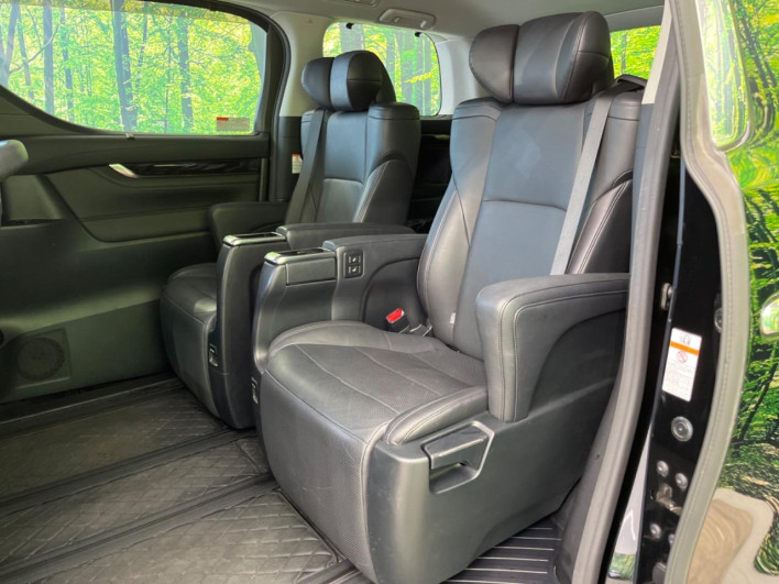 2017 Toyota Alphard DBA-AGH30W (UW-6a2e1a52cc87a)[11]
