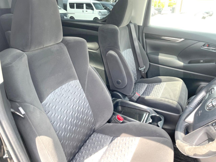 2017 Toyota Alphard DBA-AGH30W (UW-6a2e1a52f23fa)[26]
