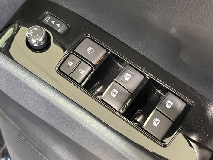 2020 Toyota Vellfire 3BA-AGH30W (UW-6a2e1a5c72c61)[28]