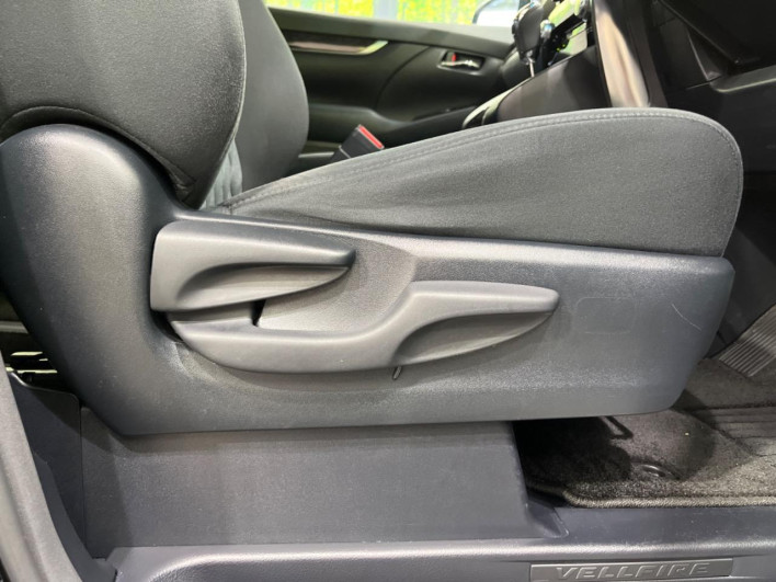 2020 Toyota Vellfire 3BA-AGH30W (UW-6a2e1a5c72c61)[29]