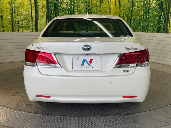 2013 Toyota Crown Hybrid DAA-AWS210 (UW-6a2e1a69540ce)[16]