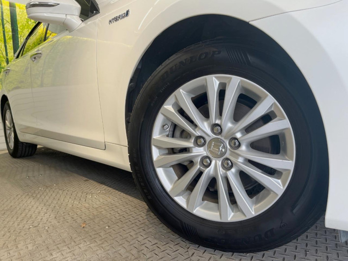 2013 Toyota Crown Hybrid DAA-AWS210 (UW-6a2e1a69540ce)[6]