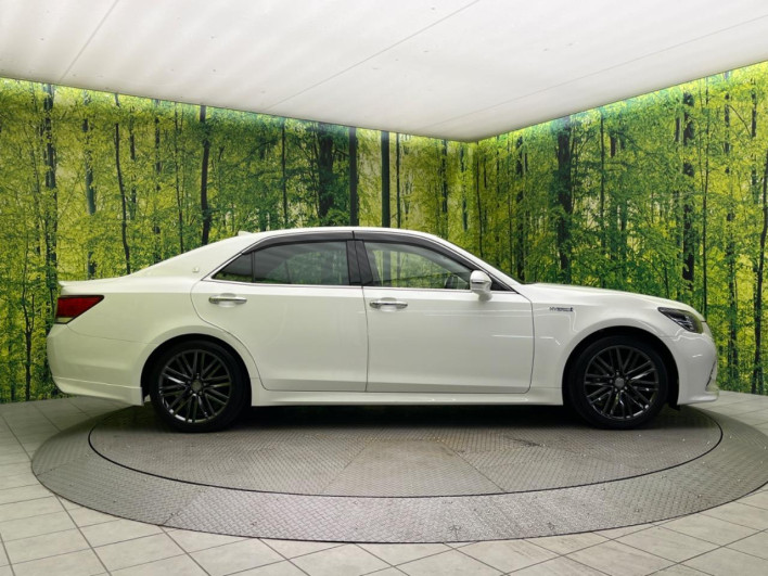 2015 Toyota Crown Hybrid DAA-AWS210 (UW-6a2e1a6996f86)[10]