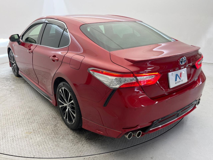 2019 Toyota Camry DAA-AXVH70 (UW-6a2e1a7659a4d)[29]
