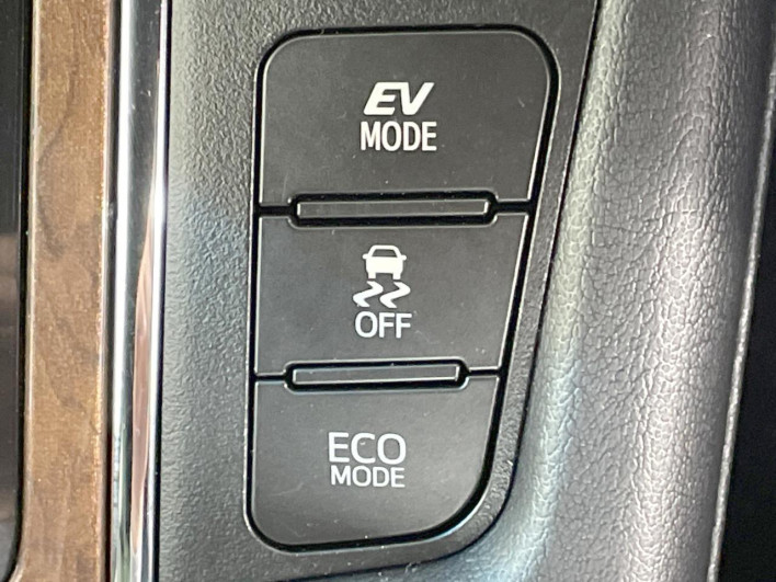 2015 Toyota Alphard Hybrid DAA-AYH30W (UW-6a2e1a7832b08)[28]