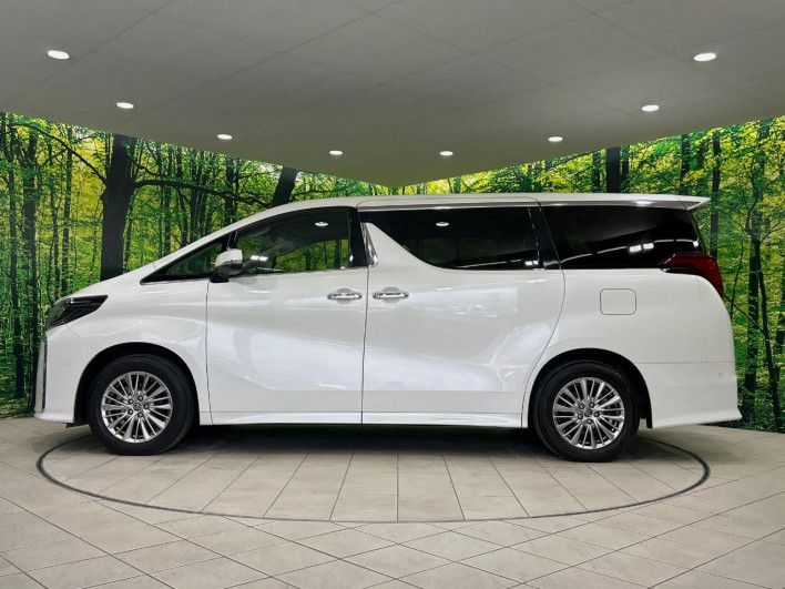 2021 Toyota Alphard Hybrid 6AA-AYH30W (UW-6a2e1a79141b8)[12]