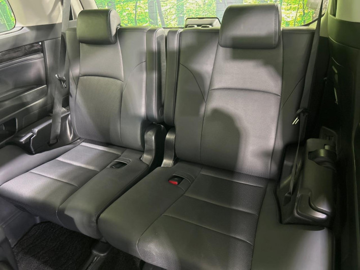 2021 Toyota Alphard Hybrid 6AA-AYH30W (UW-6a2e1a79141b8)[15]
