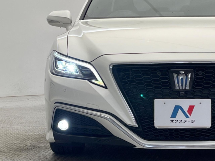 2019 Toyota Crown Hybrid 6AA-AZSH20 (UW-6a2e1a7b618f1)[9]