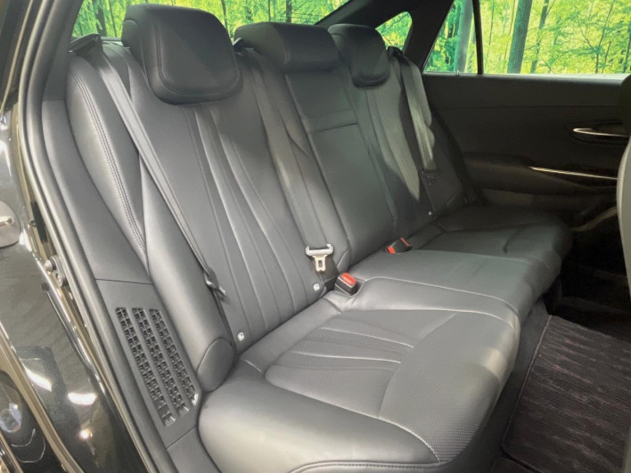 2021 Toyota Crown Hybrid 6AA-AZSH21 (UW-6a2e1a7c9042b)[29]