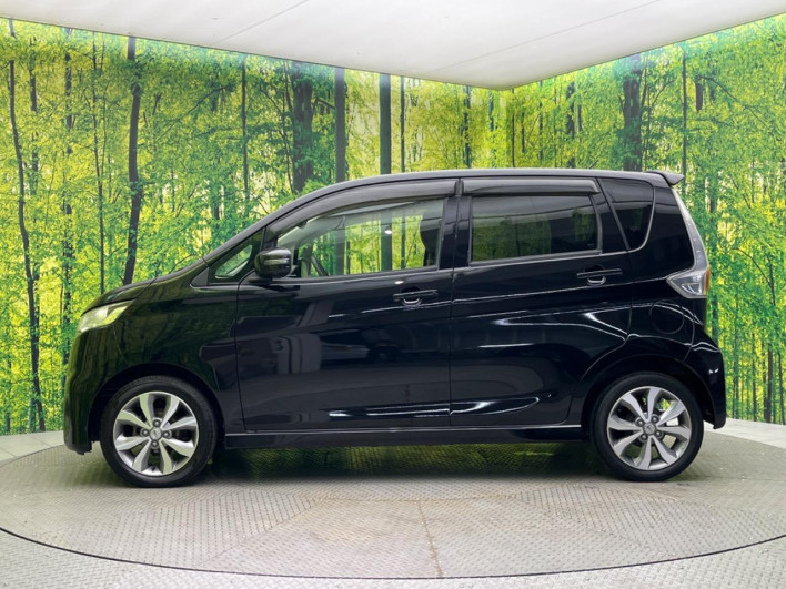 2014 Nissan Days DBA-B21W (UW-6a2e1a8778bdb)[28]
