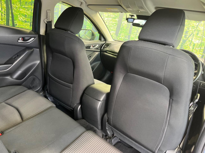 2014 Mazda Axela Sports DBA-BM5FS (UW-6a2e1a9ce49f2)[23]
