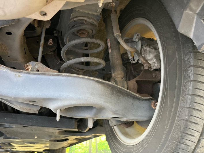2014 Mazda Axela Sports DBA-BM5FS (UW-6a2e1a9ce49f2)[29]