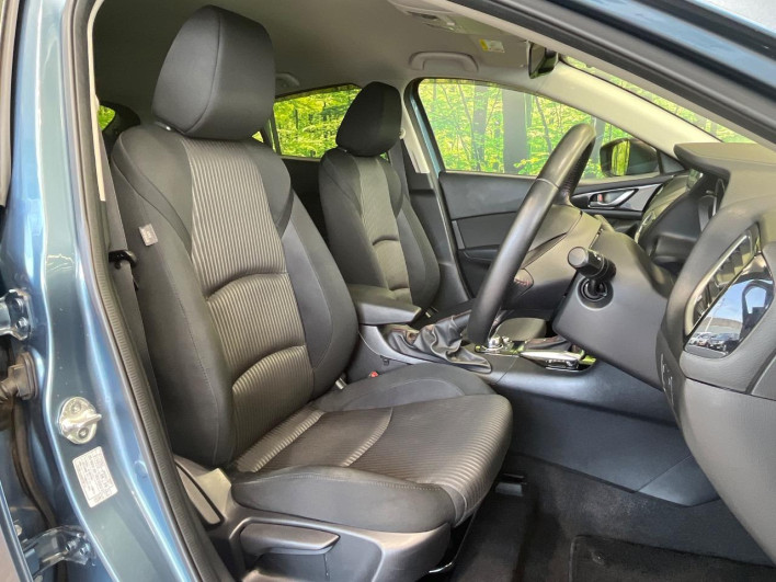 2014 Mazda Axela Sports DBA-BM5FS (UW-6a2e1a9ce49f2)[21]