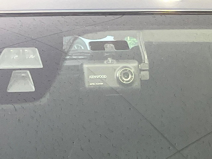 2014 Mazda Axela Sports DBA-BM5FS (UW-6a2e1a9ce49f2)[24]