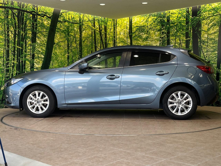 2014 Mazda Axela Sports DBA-BM5FS (UW-6a2e1a9ce49f2)[13]