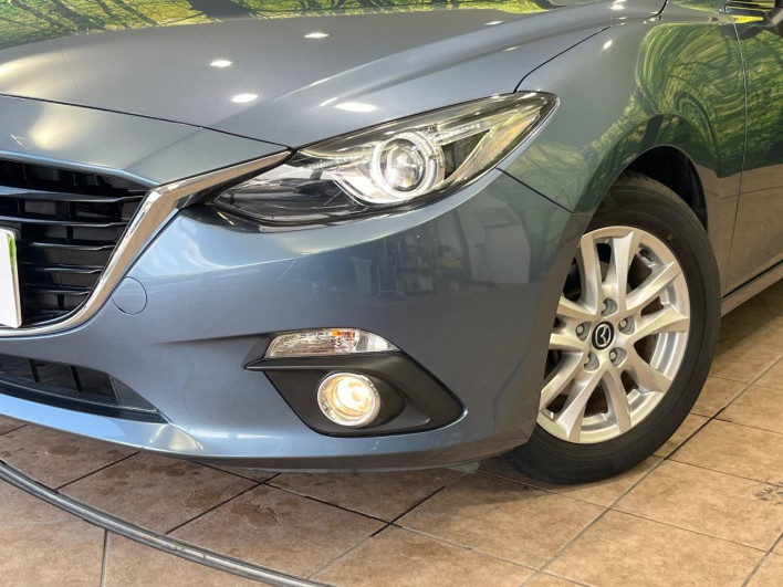 2014 Mazda Axela Sports DBA-BM5FS (UW-6a2e1a9ce49f2)[14]