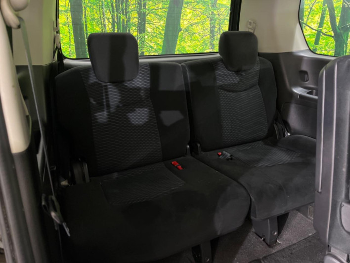 2011 Nissan Serena DBA-C26 (UW-6a2e1aa0cc300)[21]