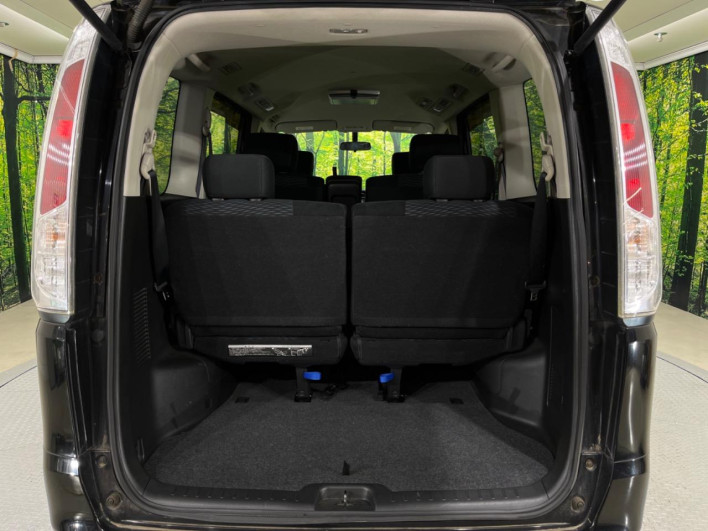 2011 Nissan Serena DBA-C26 (UW-6a2e1aa0cc300)[26]